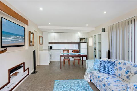 Akama Vista - Couple's Retreat - Accommodation Nelson Bay 2