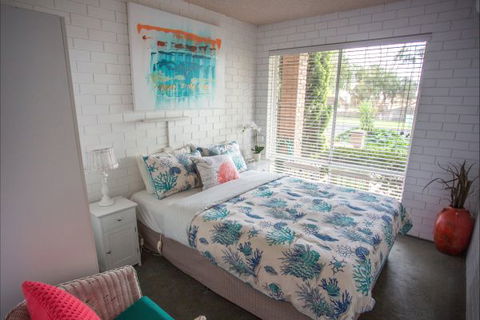 Arlingtons Accommodation - Accommodation Nelson Bay 1