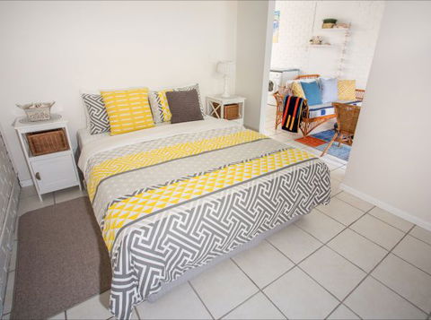 Arlingtons Accommodation - Accommodation Nelson Bay 7