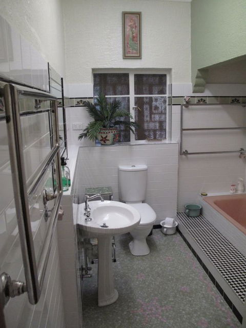 B&B Wodonga - Art Deco Accommodation - Accommodation Nelson Bay 8