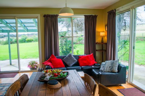 Baileys Lane - Accommodation Nelson Bay 6