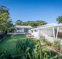 Back Beach Bungalow - Accommodation Nelson Bay