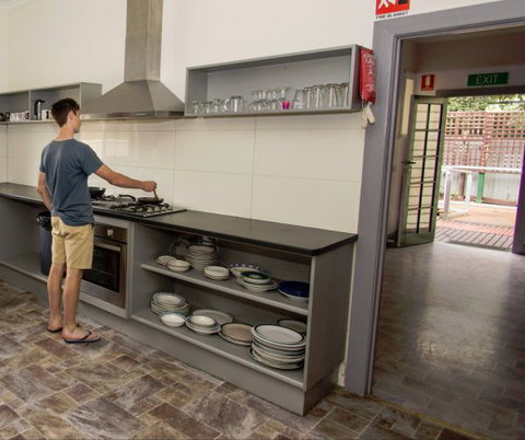 Bendigo Backpackers - Accommodation Nelson Bay 6