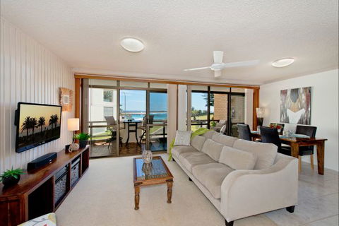 Beauty At The Beach - Accommodation Nelson Bay 2