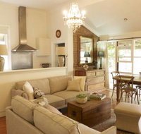 Cadogan Central Luxury - Accommodation Nelson Bay