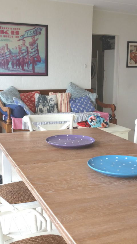 Headlands Beach House - Accommodation Nelson Bay 3