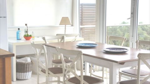 Headlands Beach House - Accommodation Nelson Bay 4