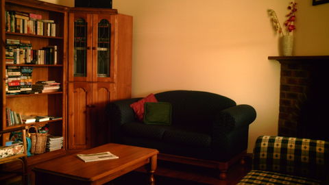 The Cottage No 12 On North - Accommodation Nelson Bay 0
