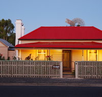 Shurdingtons Cottage - Accommodation Nelson Bay