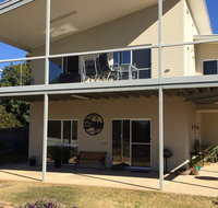 Lyreen's Apartment Bed and Breakfast - Accommodation Nelson Bay
