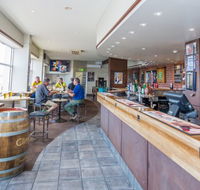Merimbula Hotel - Accommodation Nelson Bay