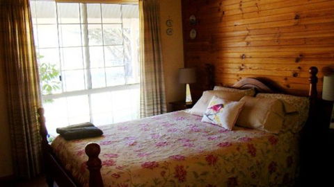 Peppertree Cottage - Accommodation Nelson Bay 2
