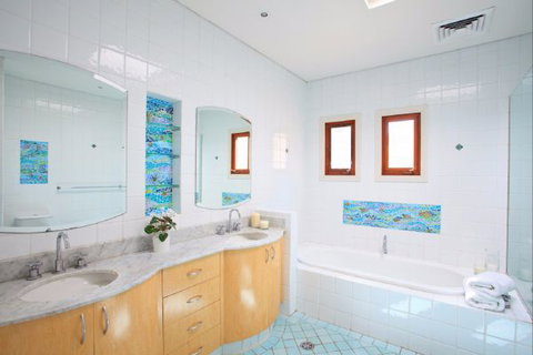 Queens Park Beach House - Accommodation Nelson Bay 3