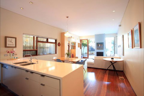 Queens Park Beach House - Accommodation Nelson Bay 5