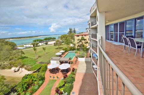 Sails Resort On Golden Beach - Accommodation Nelson Bay 1