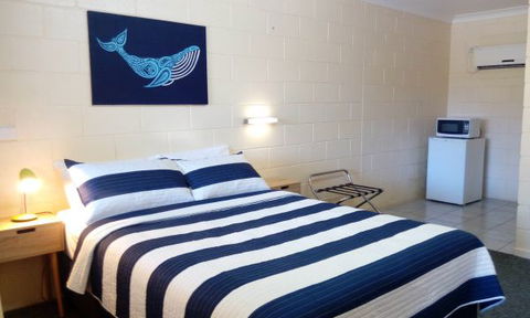 Sail Inn - Yeppoon - Accommodation Nelson Bay 0