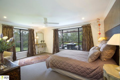 The Maples - Accommodation Nelson Bay 5
