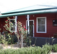 The Red House - Accommodation Nelson Bay