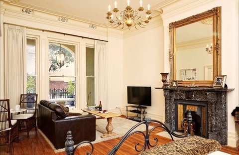 The Suites, Villa Belgravia - Accommodation Nelson Bay 4