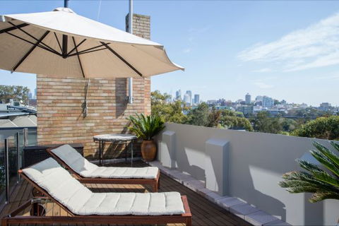 Trumper Loft - Accommodation Nelson Bay 0