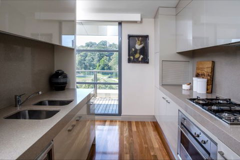 Trumper Loft - Accommodation Nelson Bay 3
