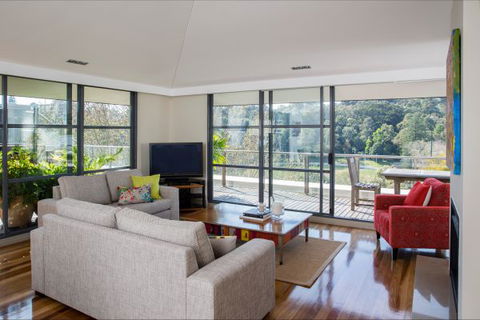 Trumper Loft - Accommodation Nelson Bay 5
