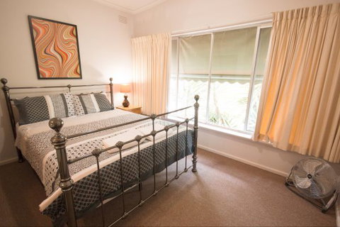 Wang Stays And Short Stops - Accommodation Nelson Bay 2