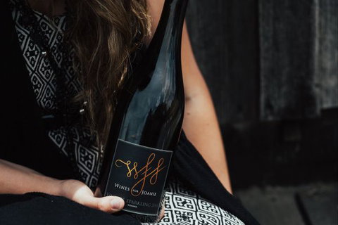 Wines For Joanie Cottage - Accommodation Nelson Bay 9