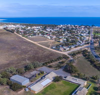 Arura Group Stays and Function Centre - Accommodation Nelson Bay