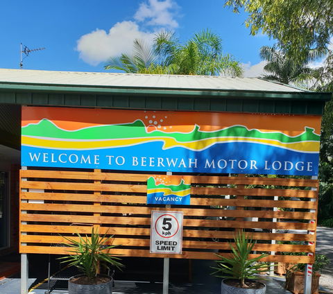 Beerwah Motor Lodge - Accommodation Nelson Bay 0