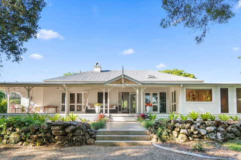 Bellbird - Accommodation Nelson Bay 3