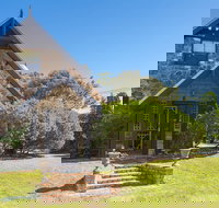 Bonn Abbey - Accommodation Nelson Bay