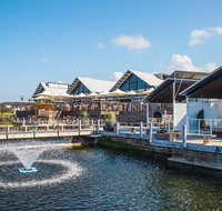 Caves Coastal Bar and Bungalows - Accommodation Nelson Bay