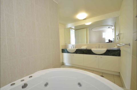 Cerulean Holiday Apartments - Accommodation Nelson Bay 6