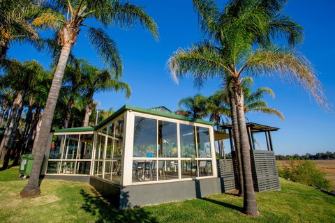 Discovery Parks - Lake Hume - Nelsons Bay Accommodation 3