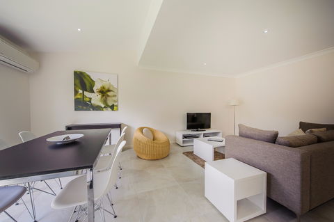 Escape At Nobbys - Accommodation Nelson Bay 7
