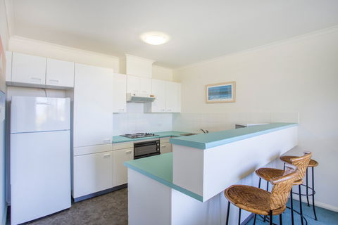 Fathoms 6 - Accommodation Nelson Bay 3