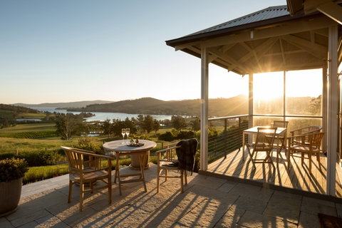 Frenchman's River - The Helmsman's House - Accommodation Nelson Bay 9