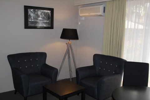 Galaxy Motel - Nelson Bay Accommodation.com 4