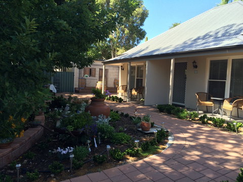 Hahndorf Oak Tree Cottages - Nelson Bay Accommodation.com 0