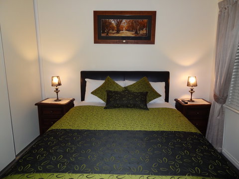 Hahndorf Oak Tree Cottages - Nelson Bay Accommodation.com 3