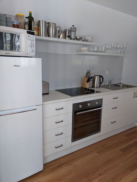 Lake's Folly Studio - Accommodation Nelson Bay 2
