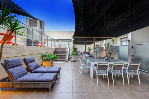 Mercure Centro Hotel Port Macquarie - Accommodation Nelson Bay 4