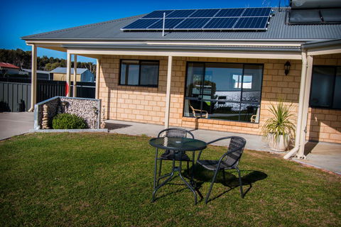 Pelican Perch Retreat - Accommodation Nelson Bay 8
