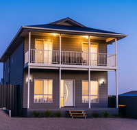 The Palais - Accommodation Nelson Bay