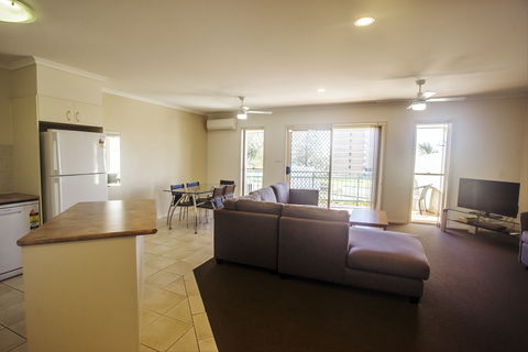 Town Beach Beachcomber Resort - Accommodation Nelson Bay 2
