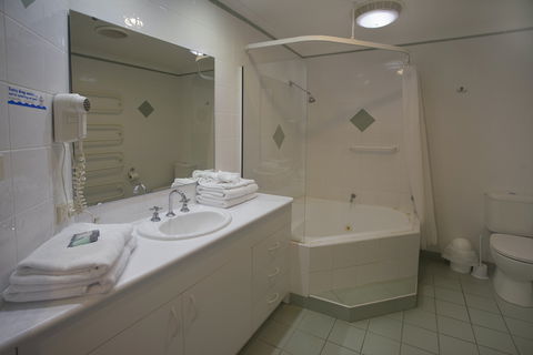 Town Beach Beachcomber Resort - Accommodation Nelson Bay 5