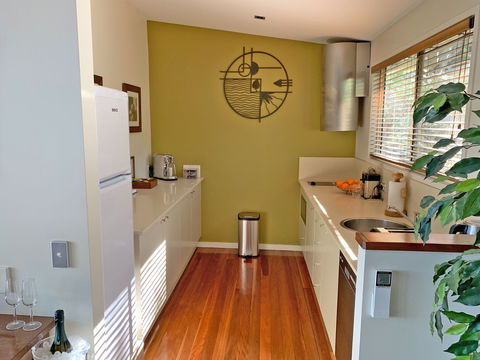 Wild Edge Retreat - Accommodation Nelson Bay 5