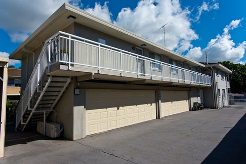 Wynnum Bayside Apartments - Accommodation Nelson Bay 2
