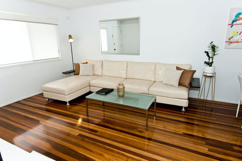 Wynnum Bayside Apartments - Accommodation Nelson Bay 3